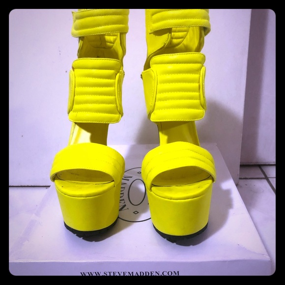 platform pumps - Picture 1 of 4